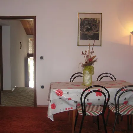 Gorana Apartment *