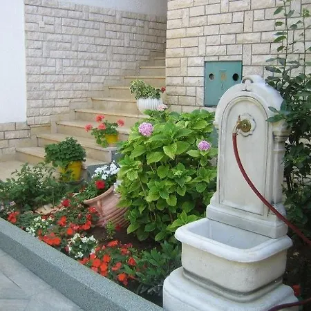 Apartment Gorana *