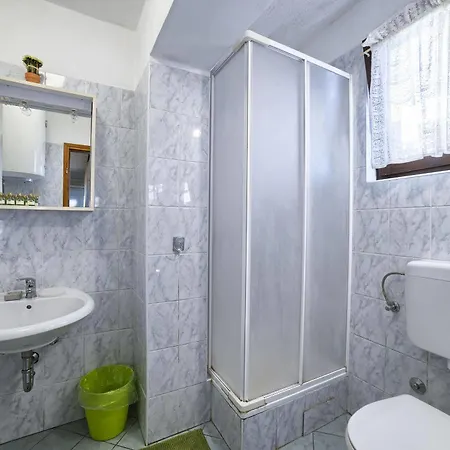 Apartment Gorana *